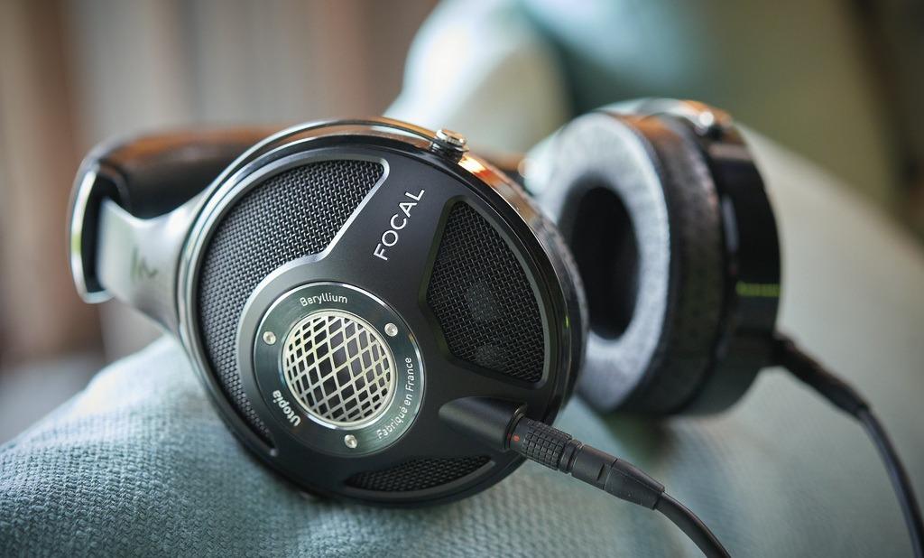 Focal Utopia Open Back Headphones (2020 PACKAGING) (B-Stock, Factory Refurbished) - Discontinued